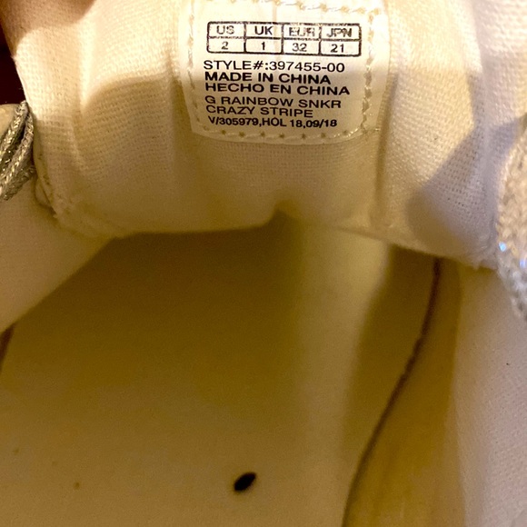 GAP Youth Girls Rainbow Sneakers Crazy Stripe Glitter sz 2 silver glitter laces - Picture 8 of 13